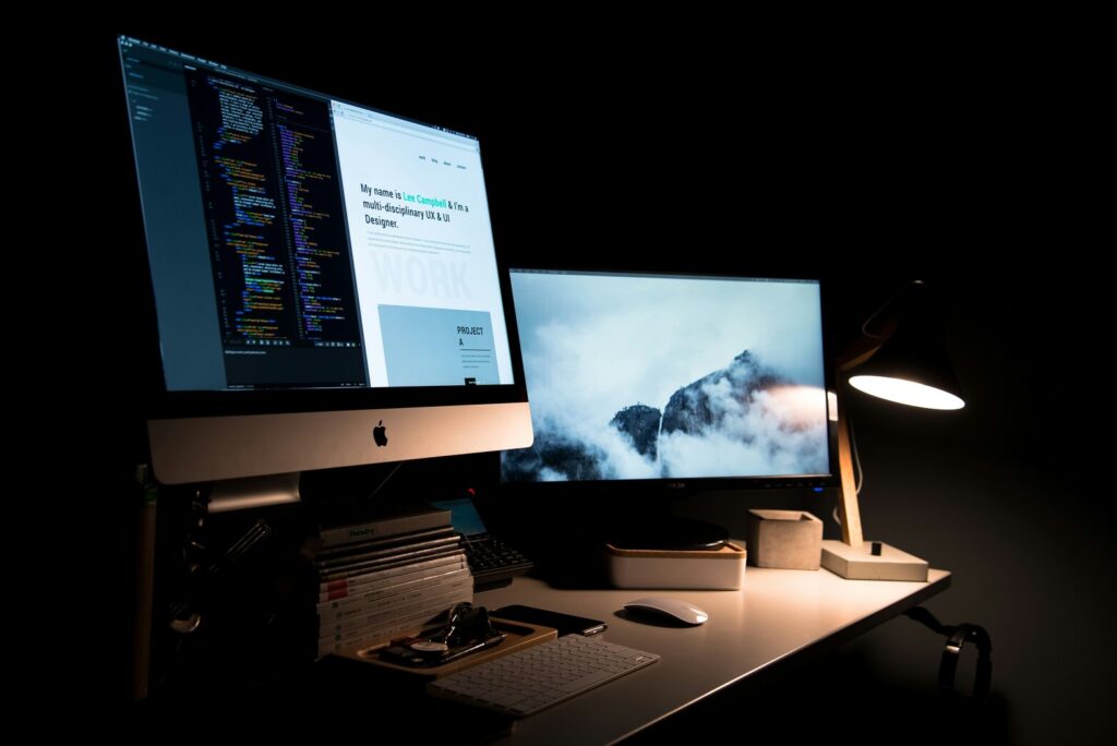 Laptop coding website TGIM